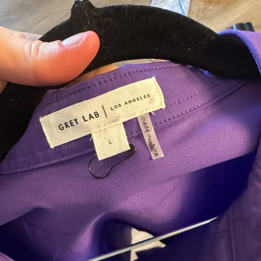 NWOT- Grey lab- Purple Women's Top- size large